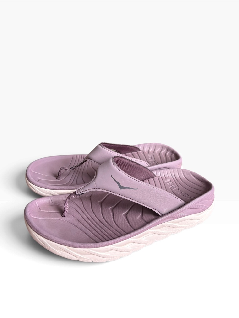 Hoka WOMEN'S ORA RECOVERY FLIP FLOP size W 10.